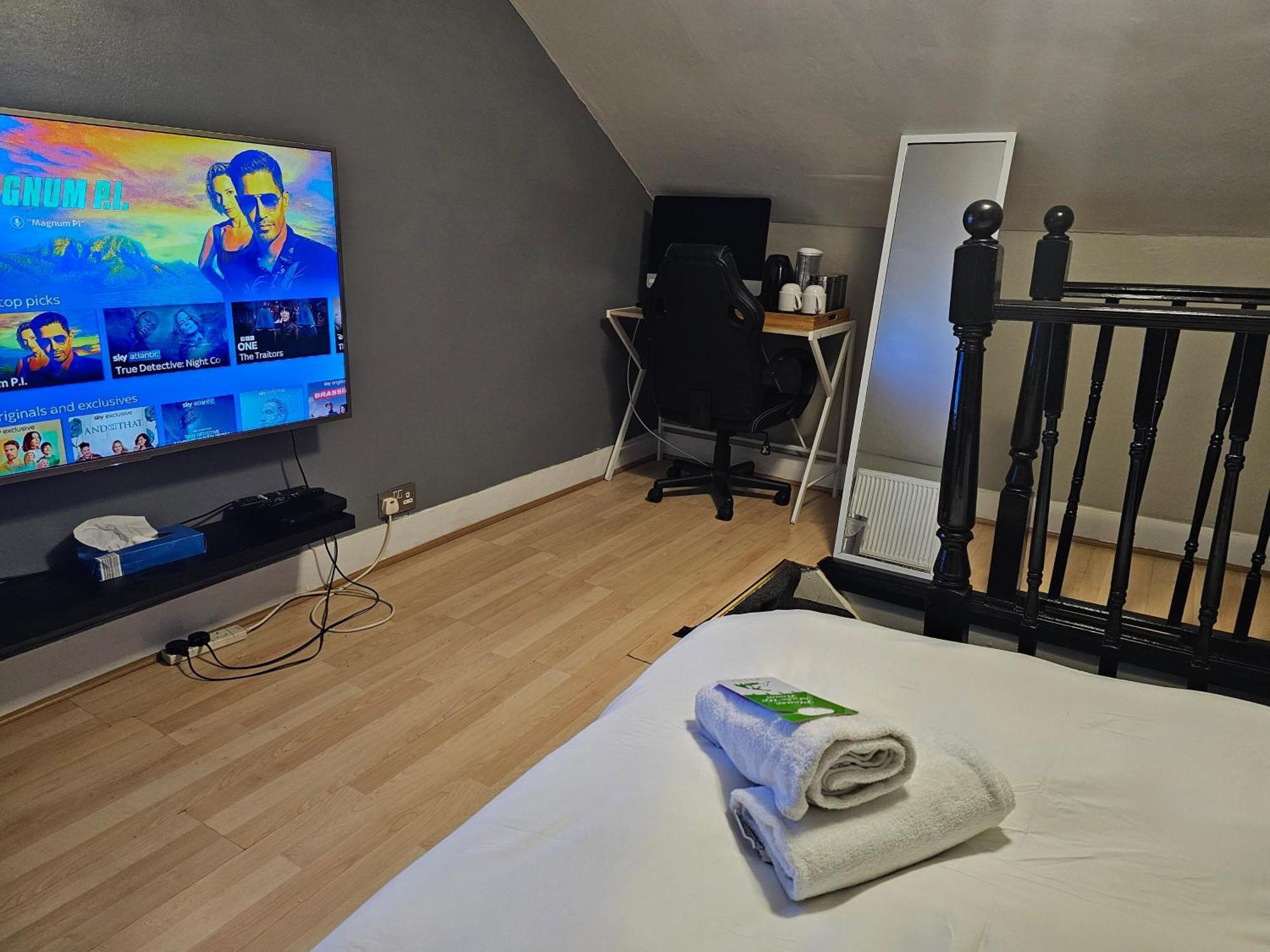 Umbrella Properties London Excel Exteriör bild