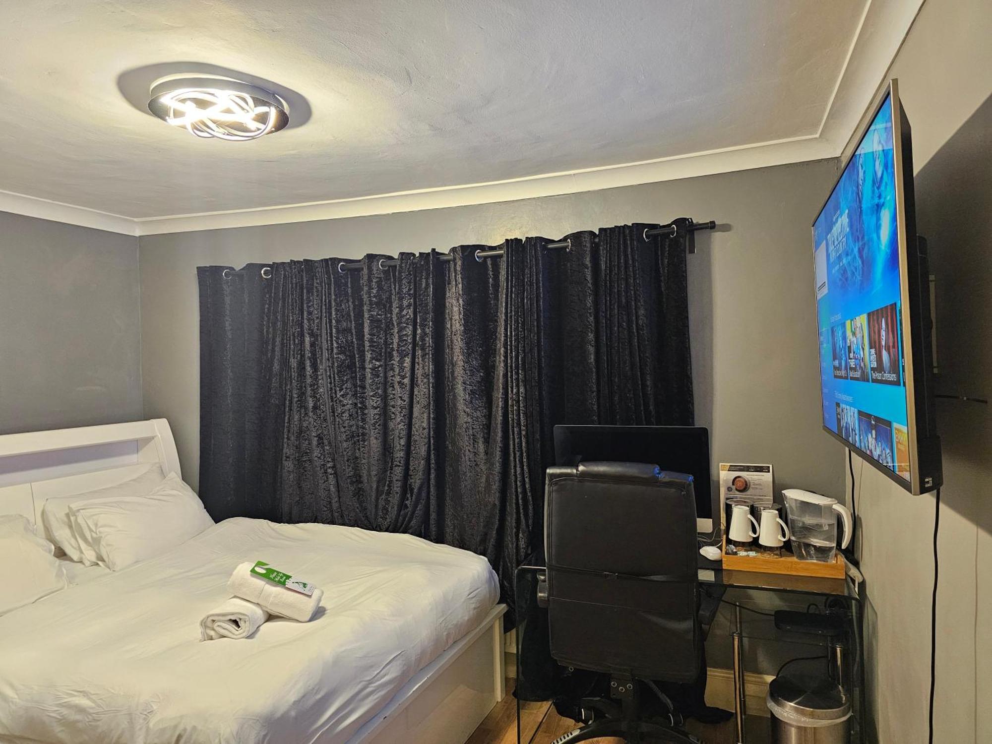 Umbrella Properties London Excel Exteriör bild
