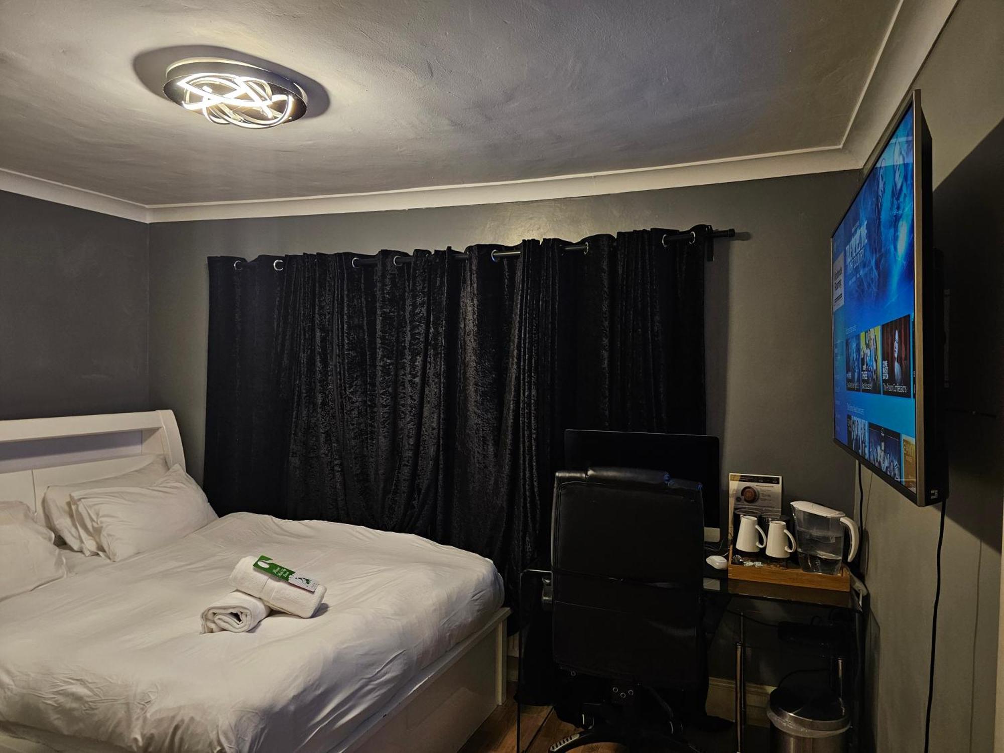 Umbrella Properties London Excel Exteriör bild